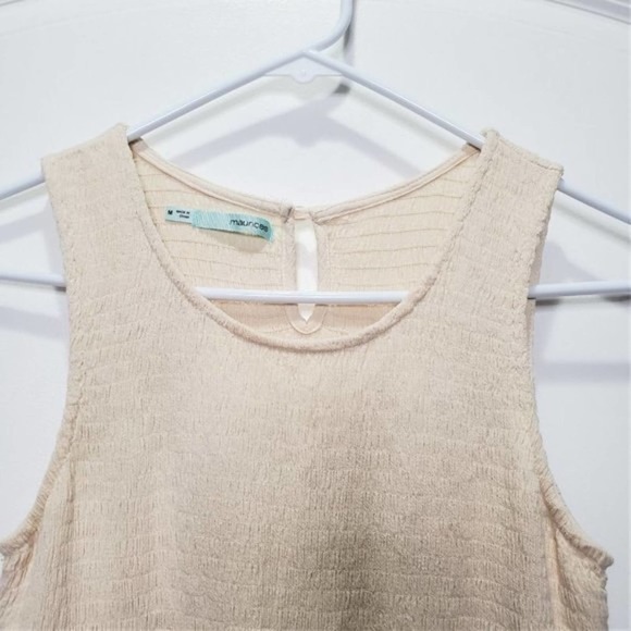 *SOLD* Maurices Ivory Sleeveless Lined Crochet Dress M - Picture 3 of 8